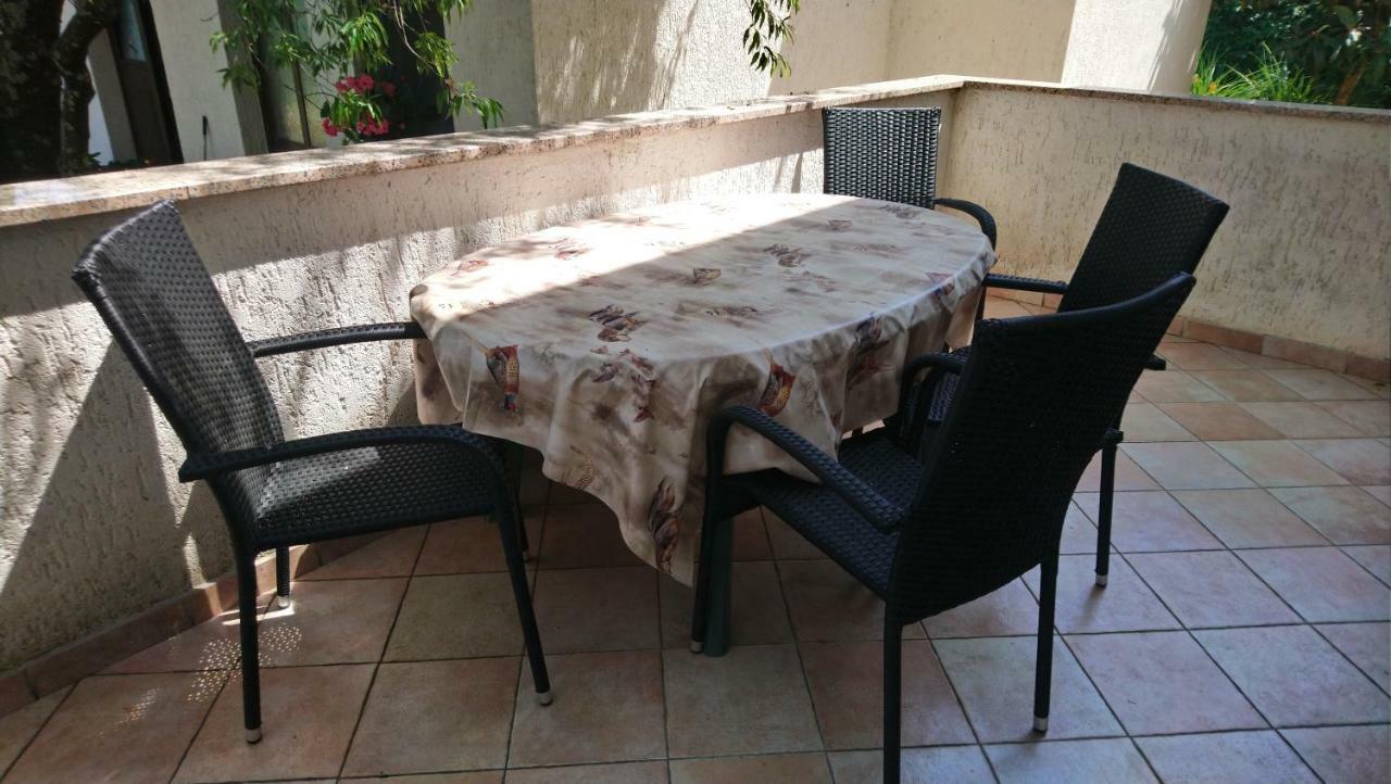 Tar-Vabriga Apartman Dino מראה חיצוני תמונה